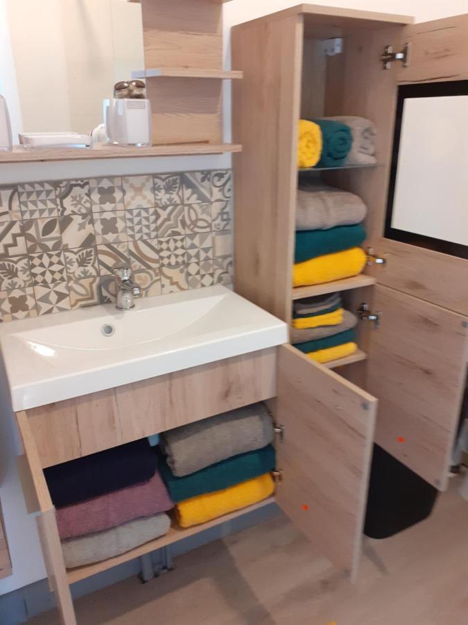 Gite "Las Casitas Du Lot" Dans Le Perigord Frayssinet-le-Gélat Buitenkant foto
